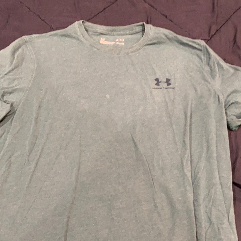 Under armor shirt